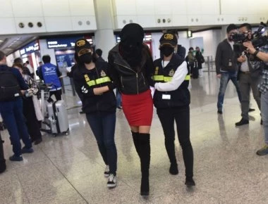 Ο 28χρονος που «έδωσε» στη 19χρονη που συνελήφθη στο Χονγκ Κονγκ τα ναρκωτικά ξεκαθαρίζει την θέση του (βίντεο)